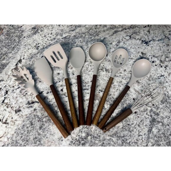 8-Piece Kitchen Set with Natural Acacia Wooden Handles Khaki Grade Silicone - Picture 1 of 13